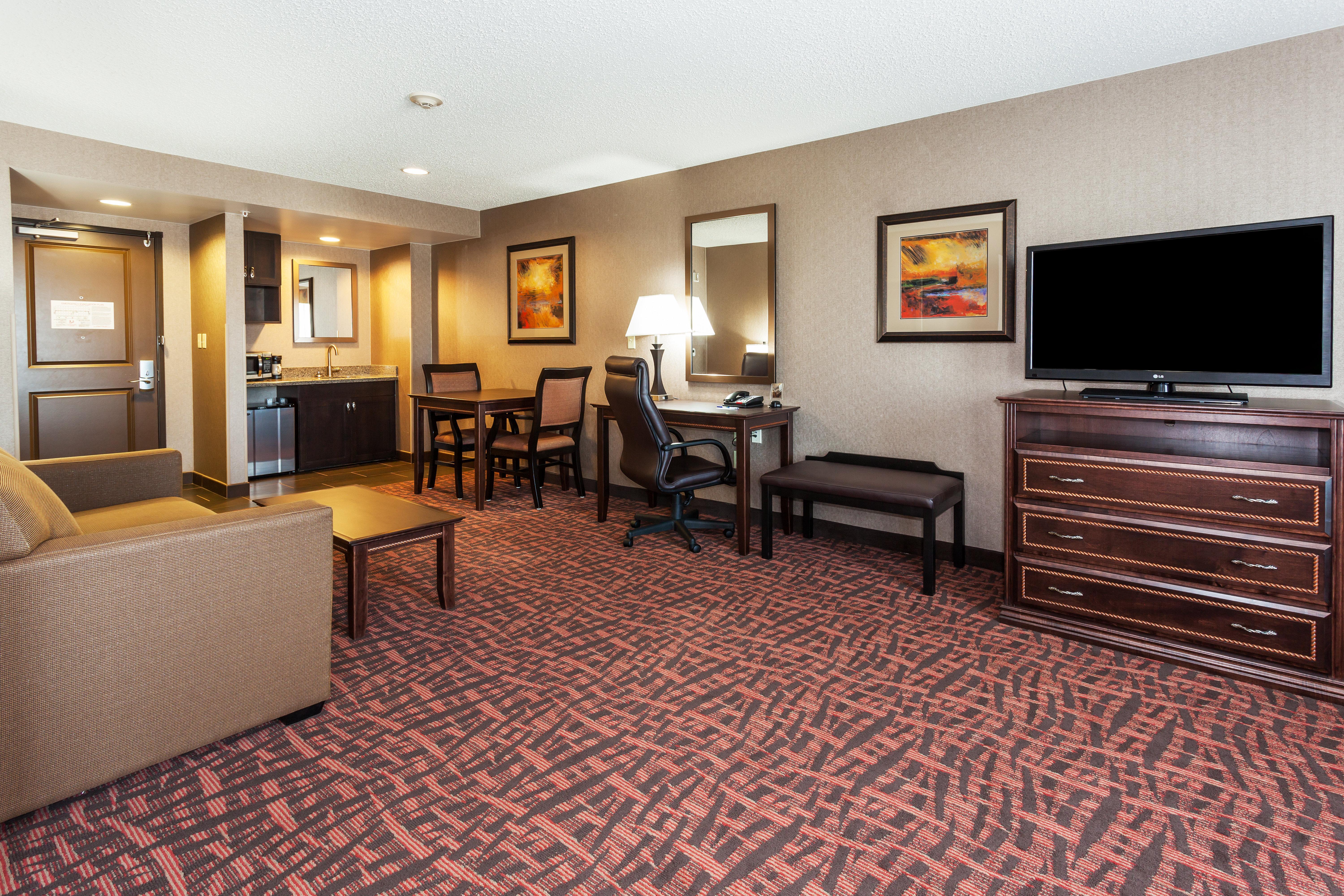 Holiday Inn Express Hotel & Suites Cheyenne By Ihg Exterior photo