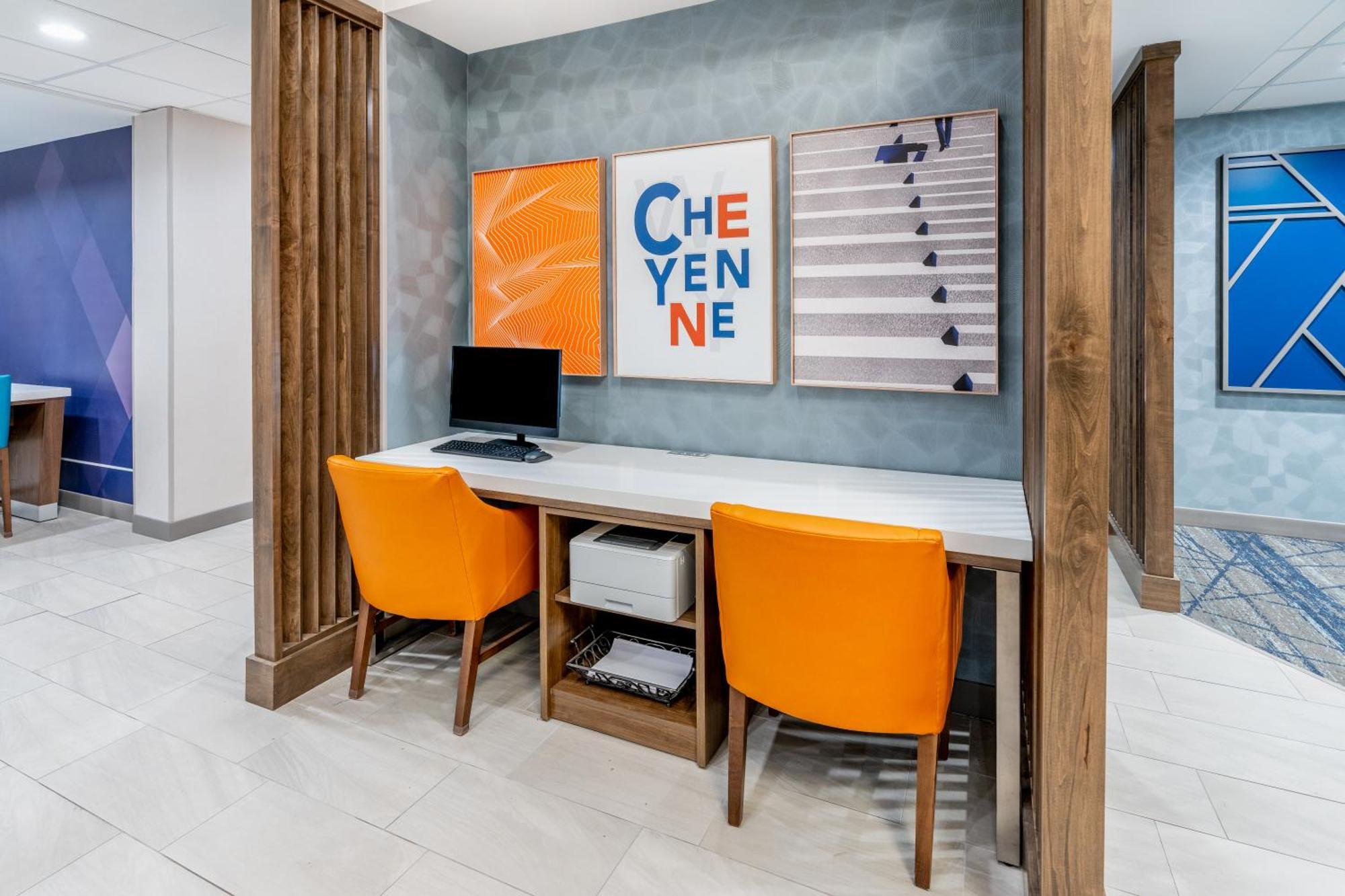 Holiday Inn Express Hotel & Suites Cheyenne By Ihg Exterior photo